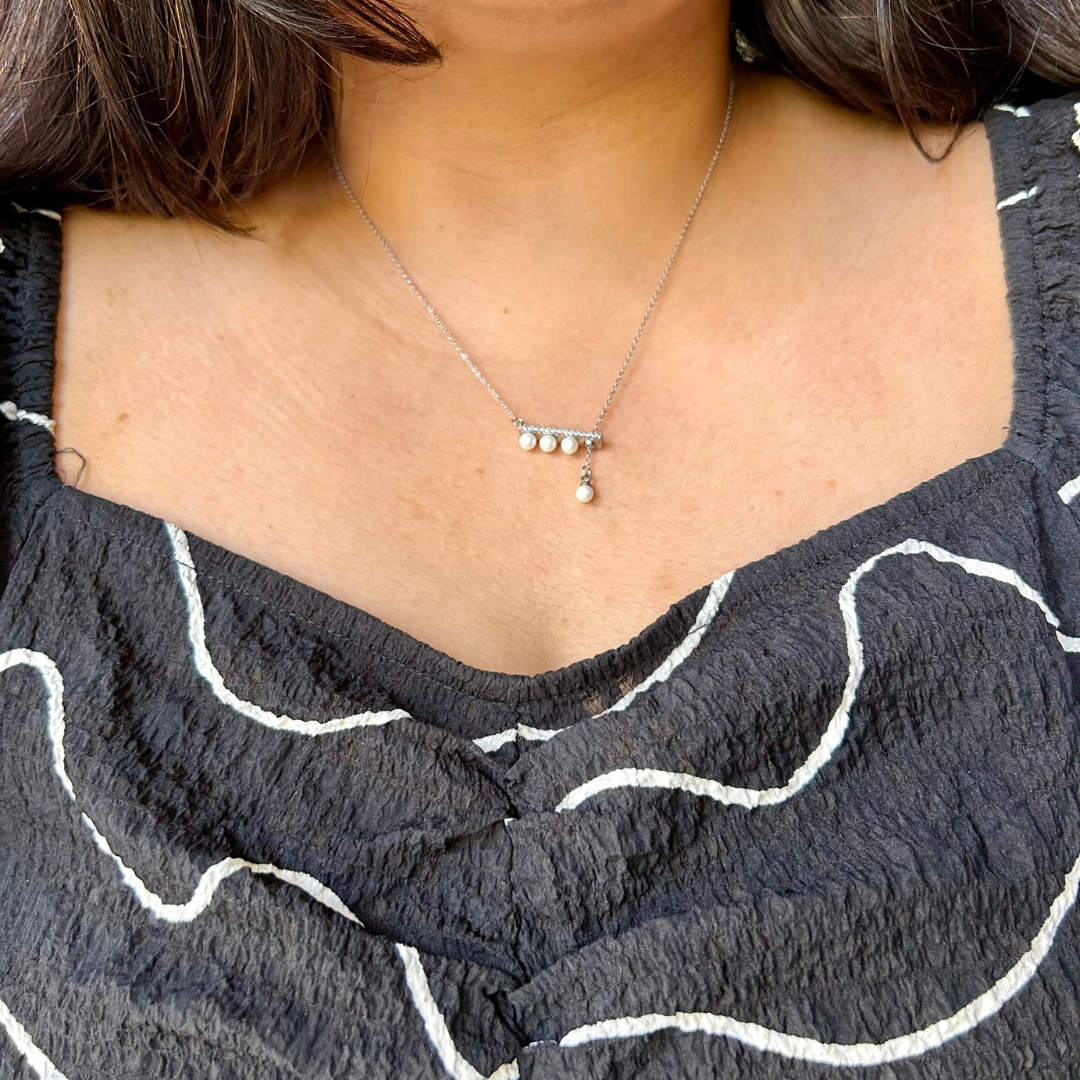 Adjustable Pearl Necklace