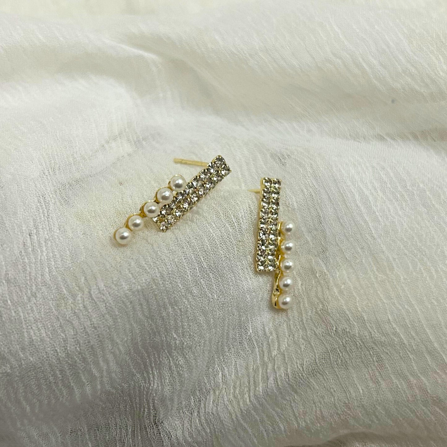 gold plated earrings stud