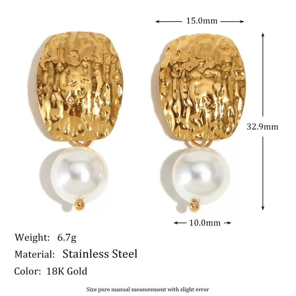 Hammered Pearl Drop Earring