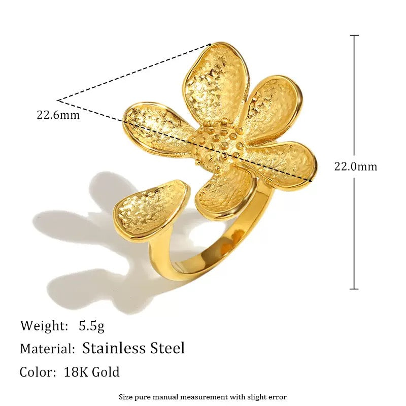 Petal Adjustable Ring
