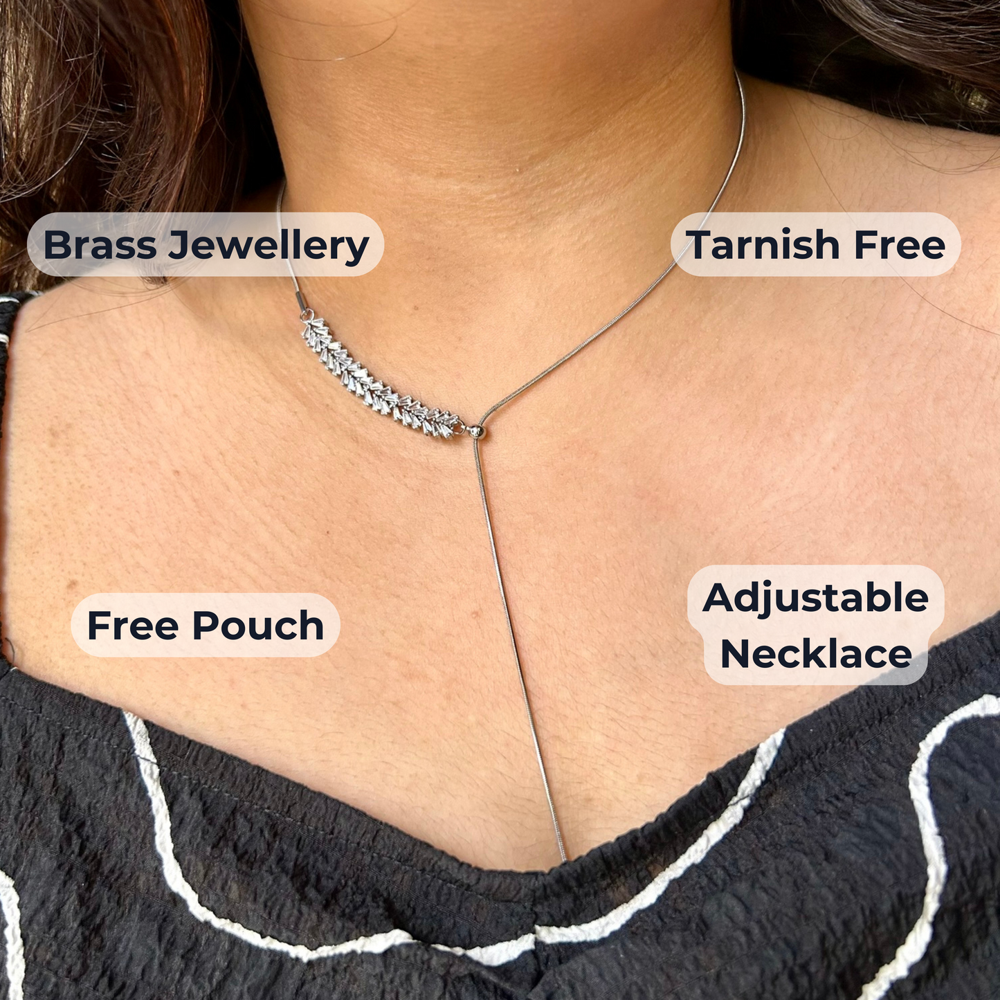 Moving Petals Necklace