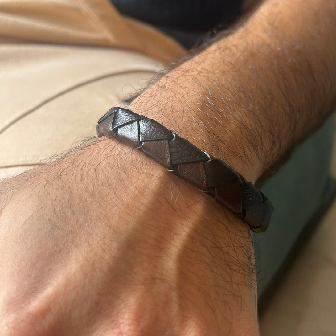Shadow Grid Bracelet