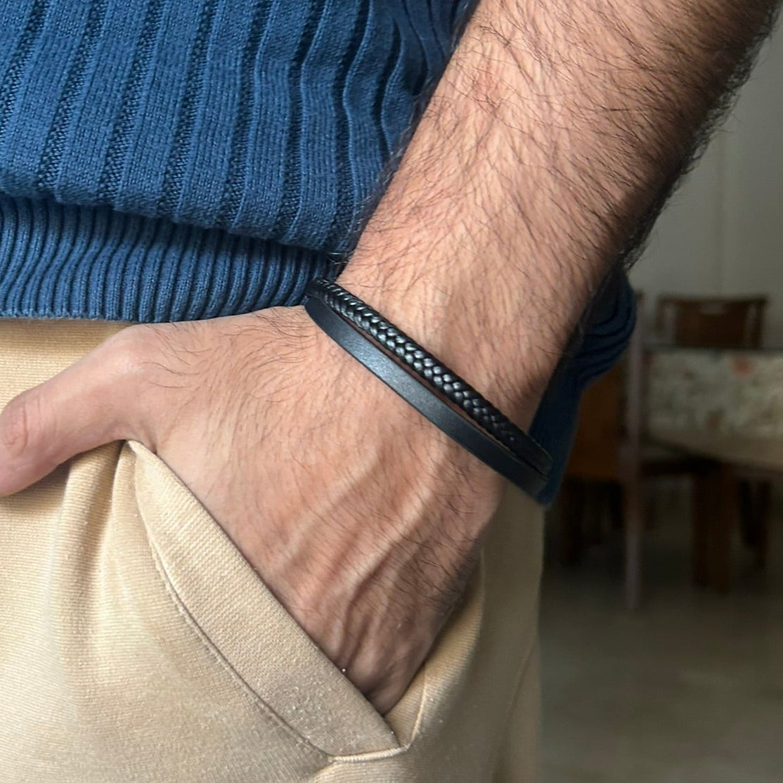 Gravity Bracelet