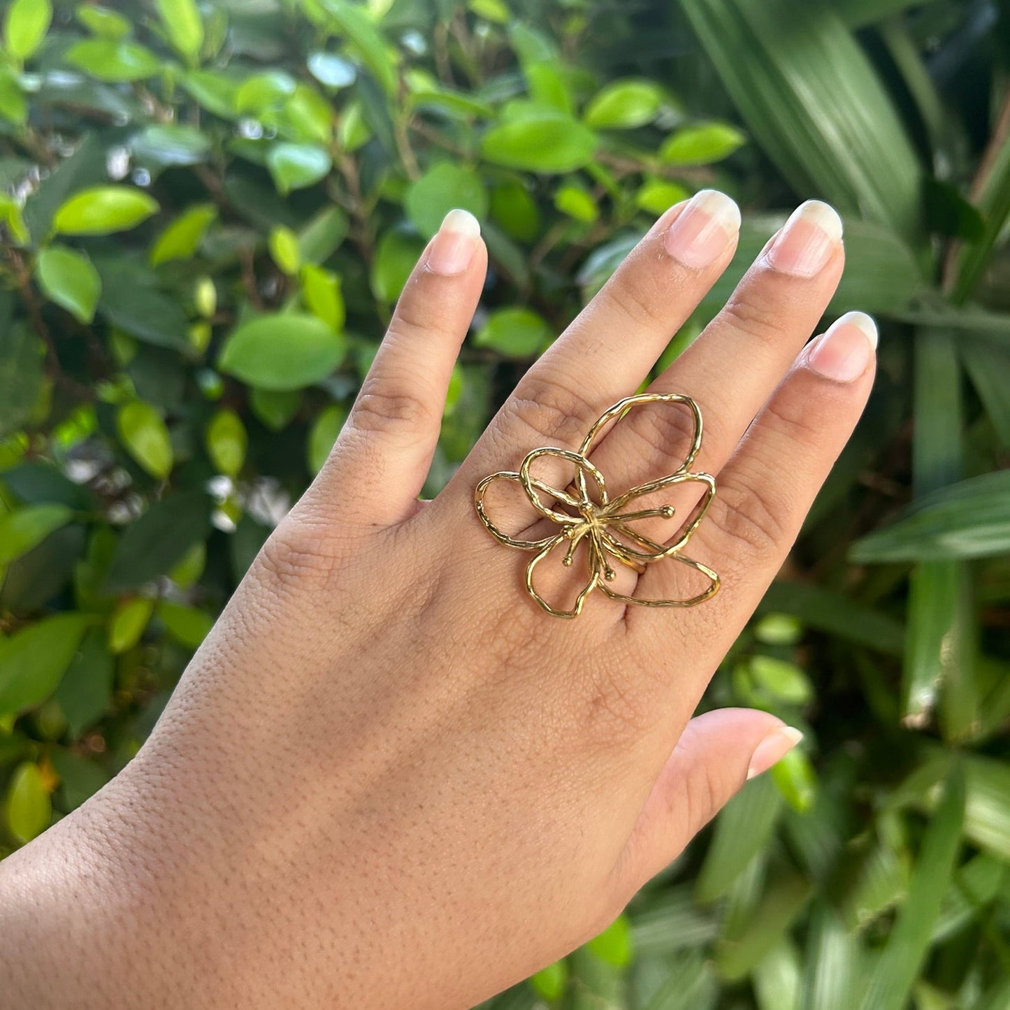 Floris Adjustable Ring