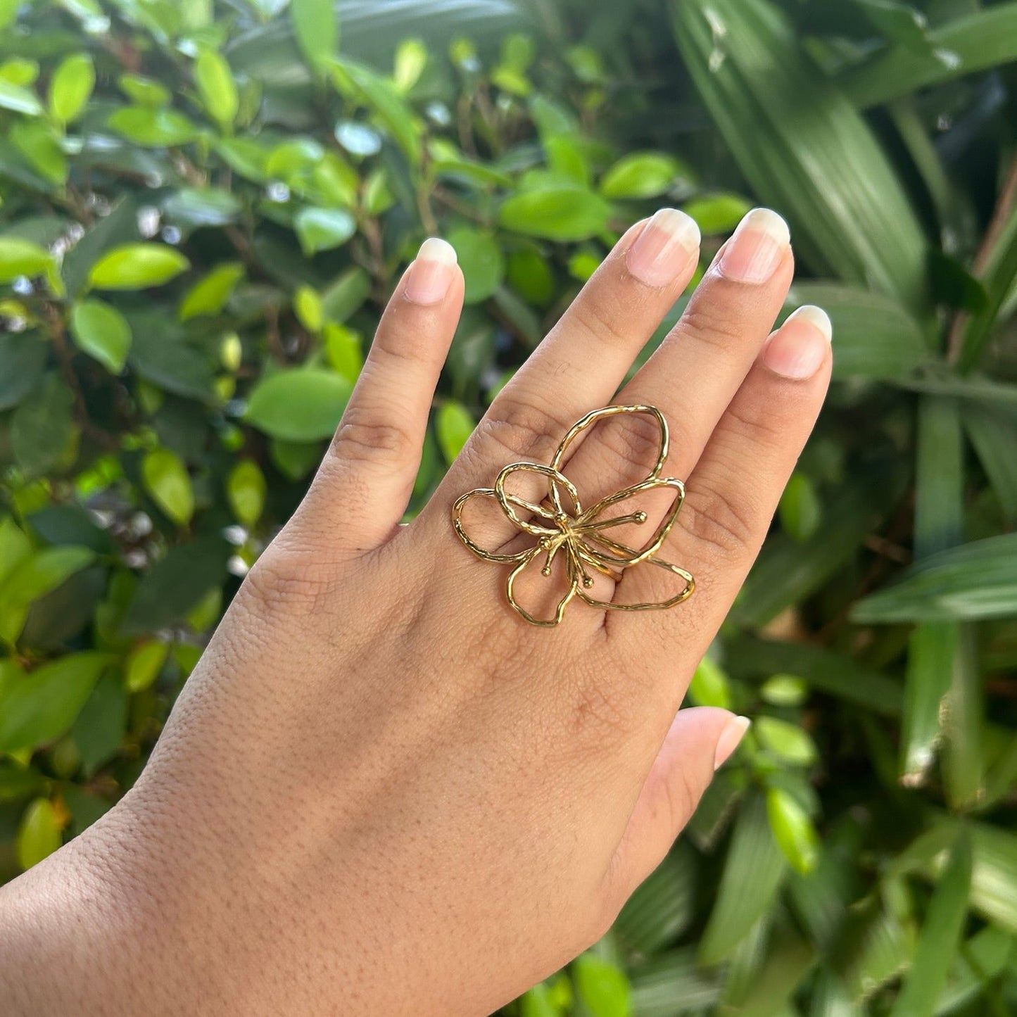 Floris Adjustable Ring