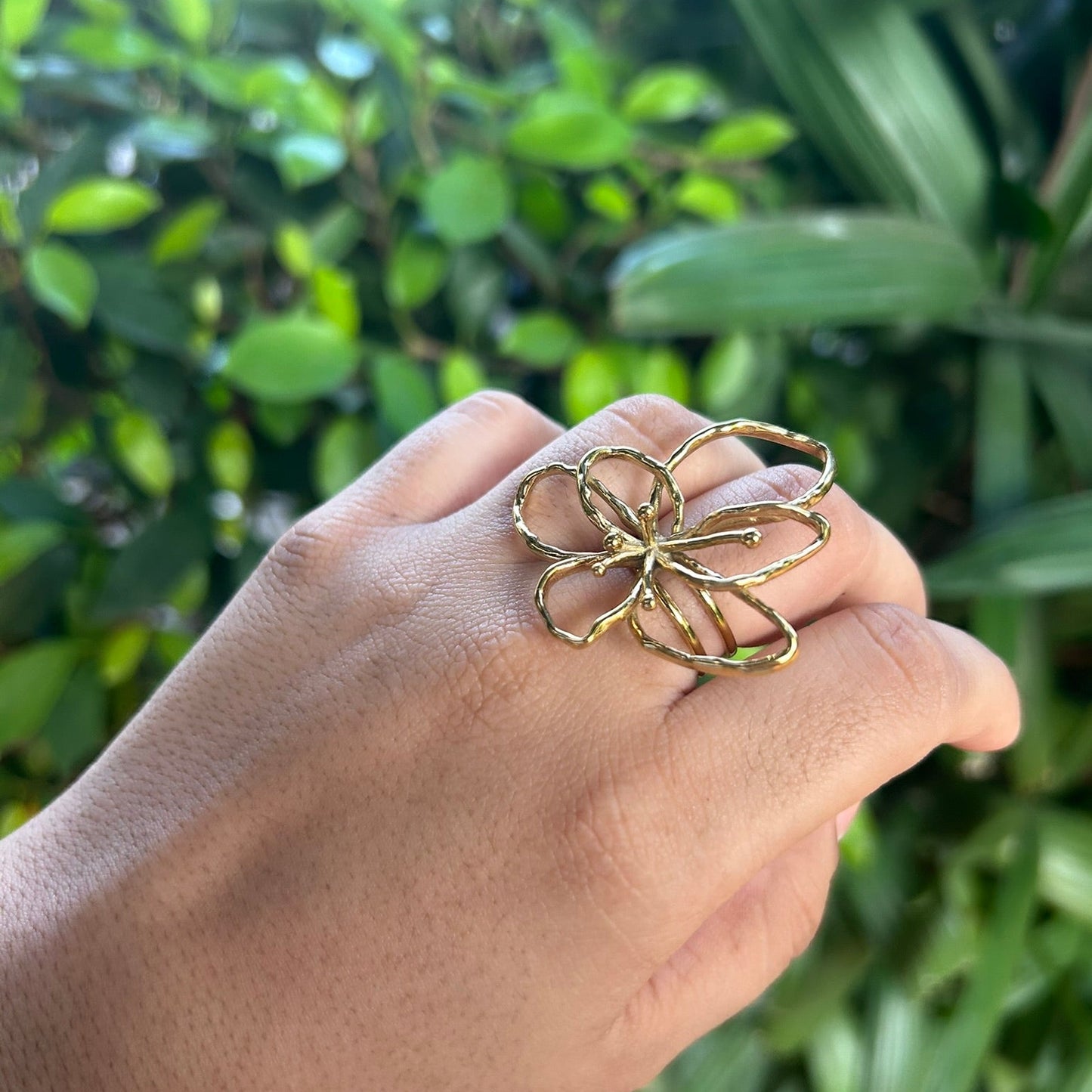 Floris Adjustable Ring