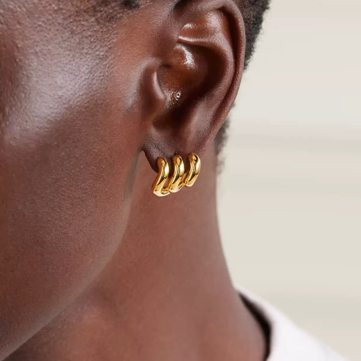 Current Earring