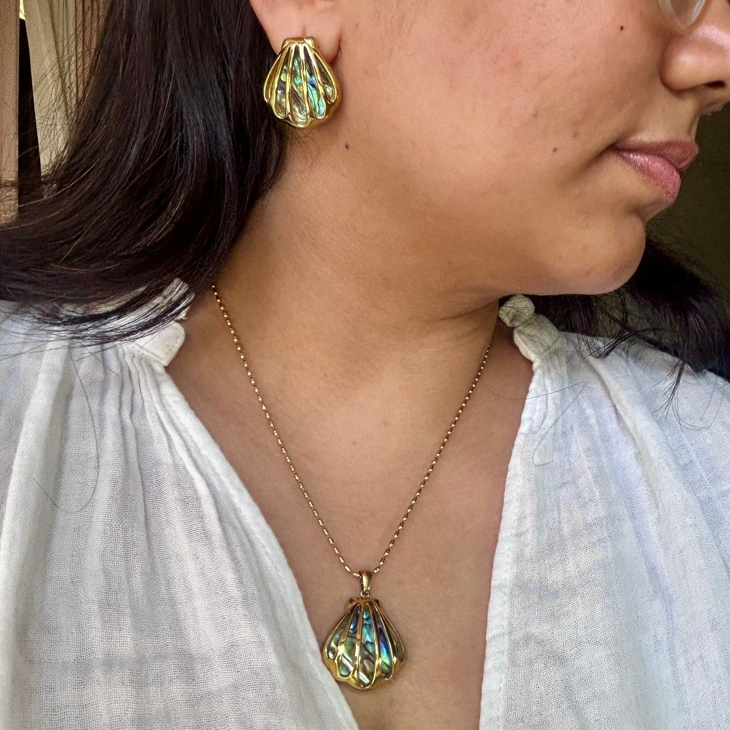 Glowing Shell Earring