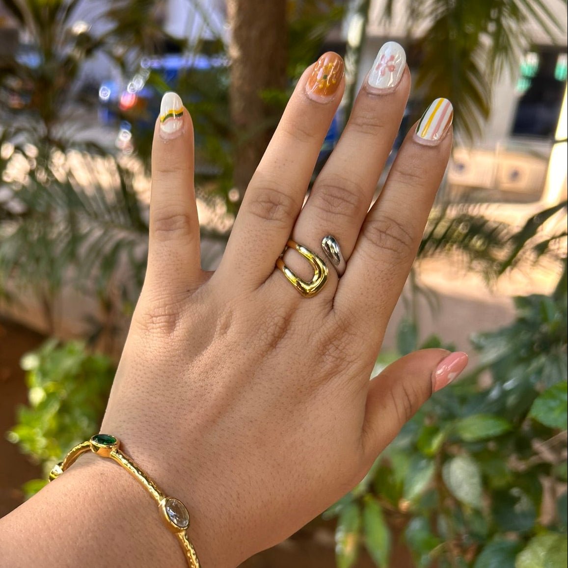 Logic Adjustable Ring