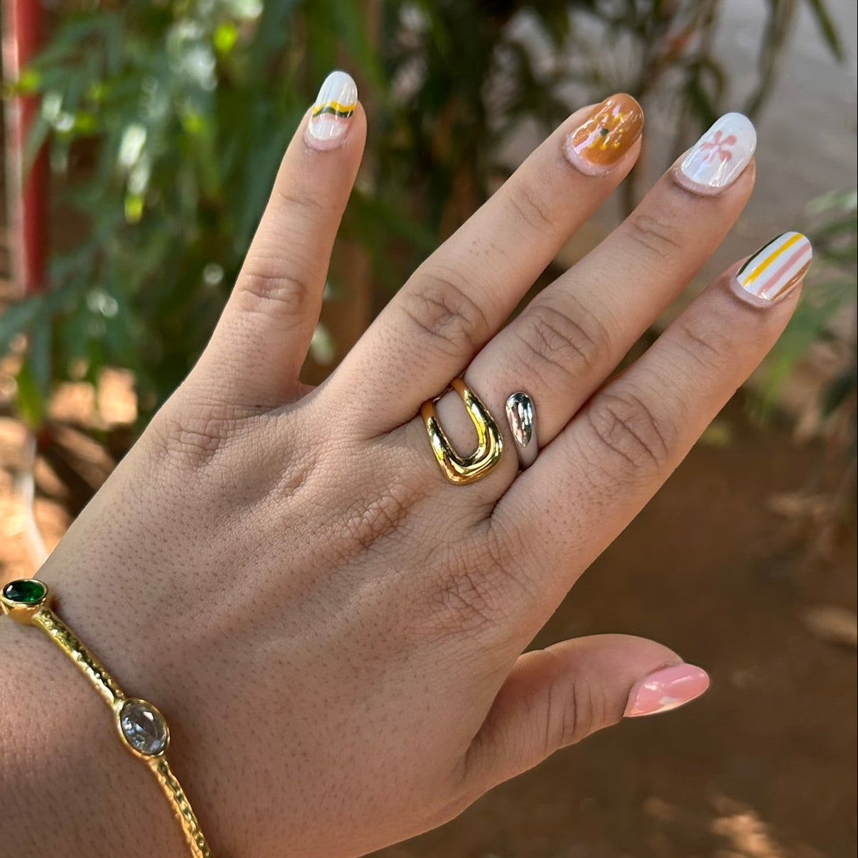 Logic Adjustable Ring
