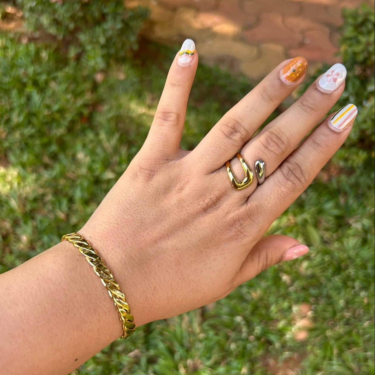 Logic Adjustable Ring
