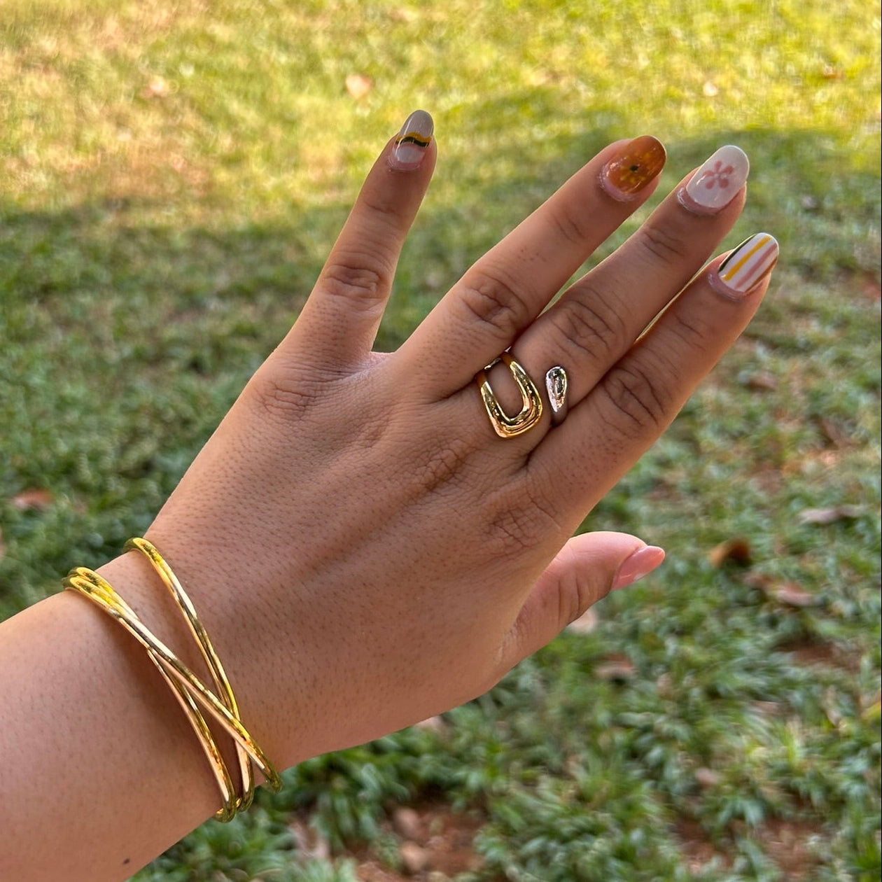 Logic Adjustable Ring