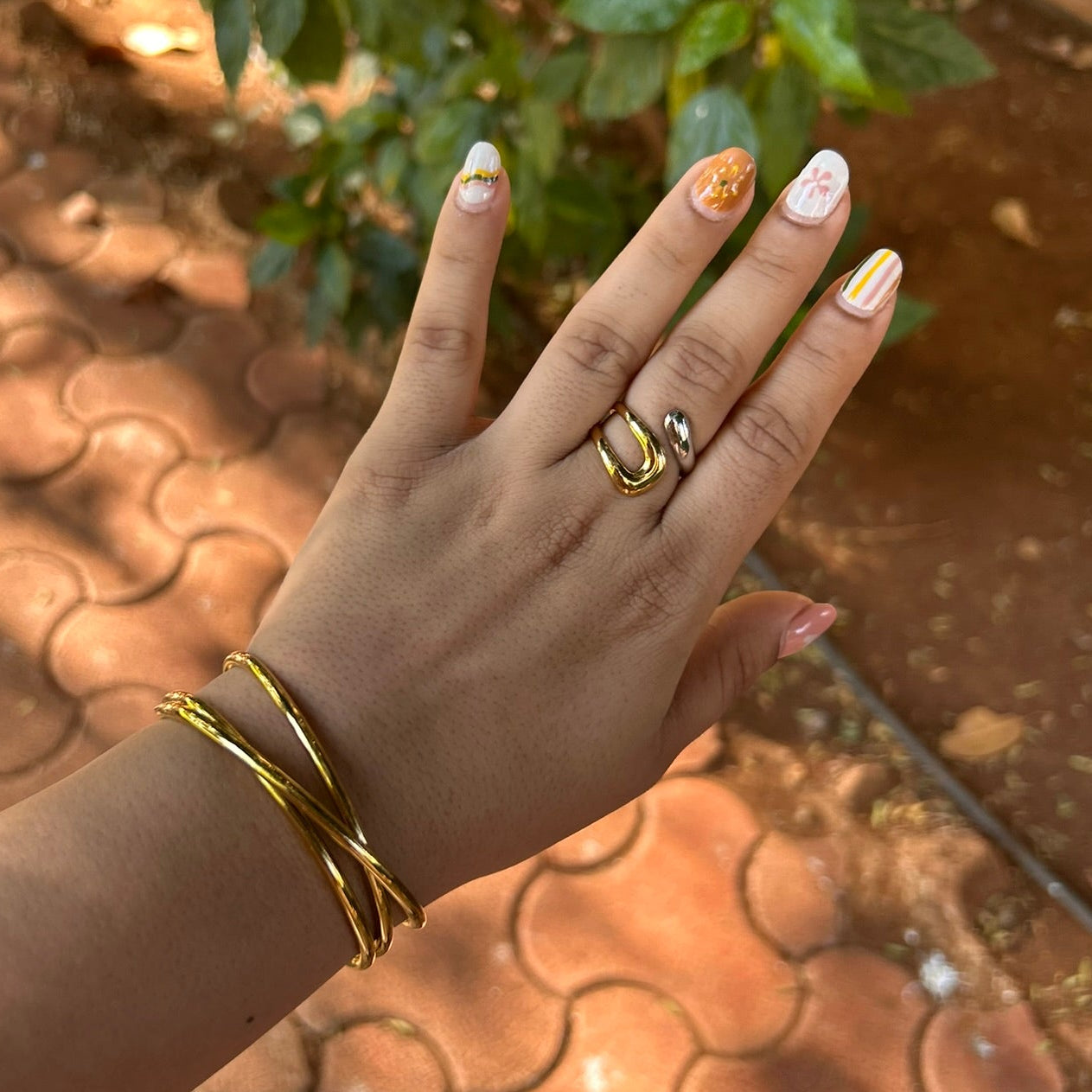 Logic Adjustable Ring