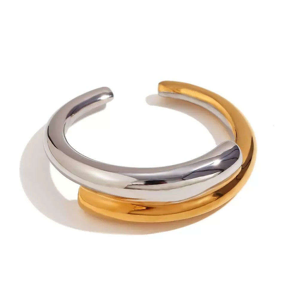 June Adjustable Ring