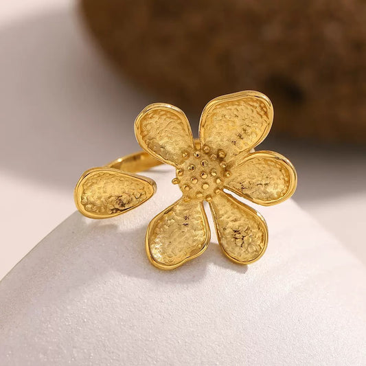 Petal Adjustable Ring