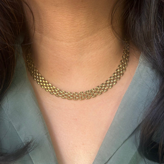 Linka Necklace