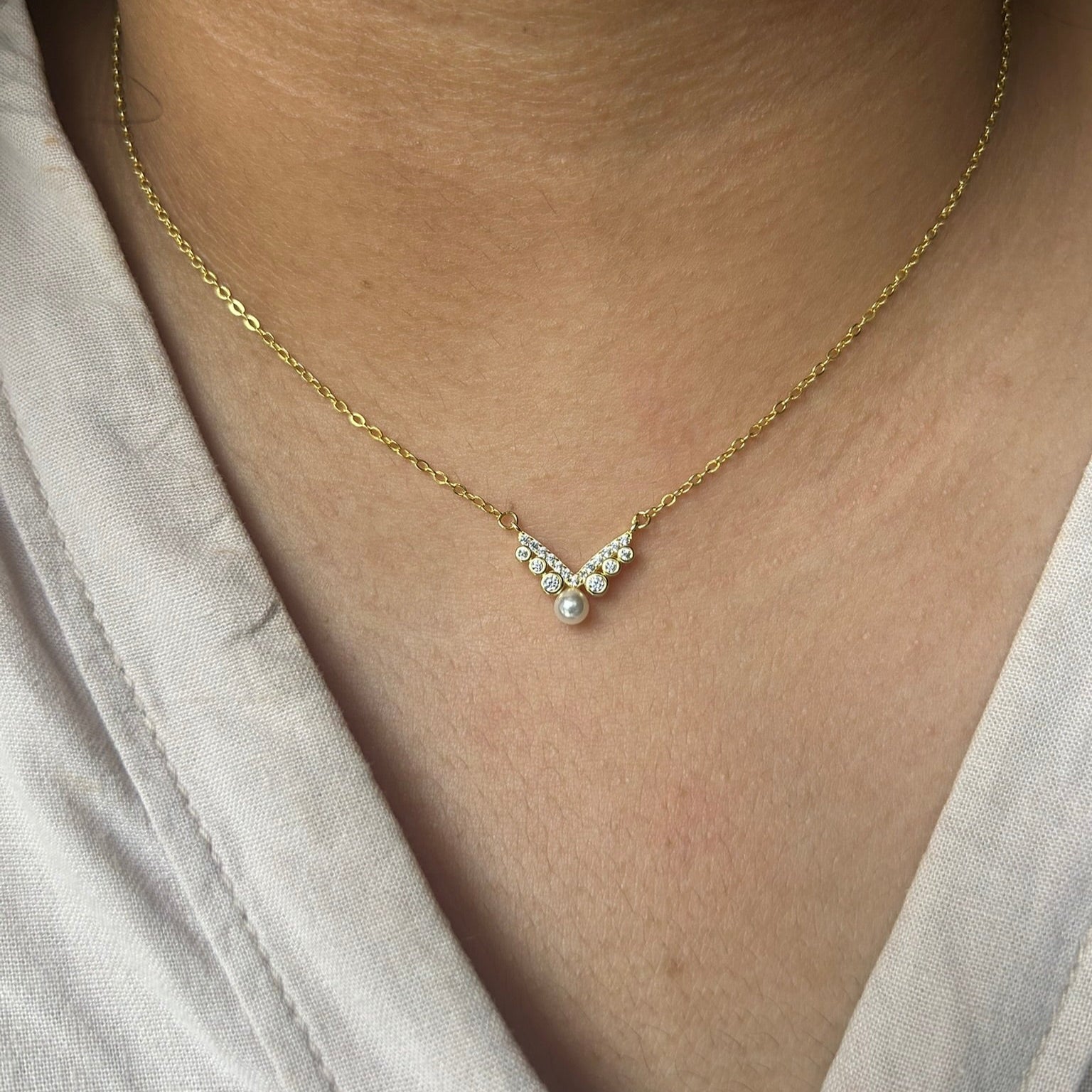 925 sterling silver V pearl zircon necklace gold plated