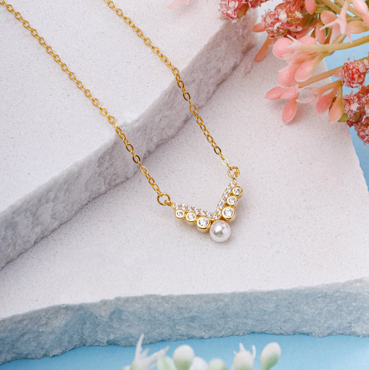 925 sterling silver V pearl zircon necklace gold plated